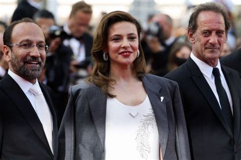 vestito bianco prada|Il vestito Prada di Jasmine Trinca sul primo red carpet di Cannes .